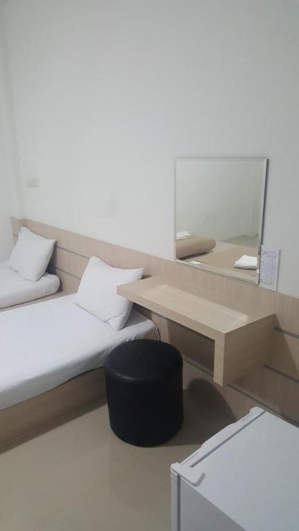Cheaper Room Surat Thani Exterior foto